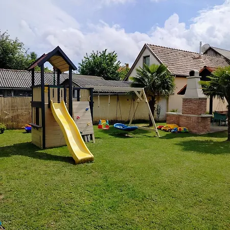 Meluis בית נופש Balatonkeresztúr