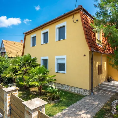 Prázdninový dům Meluis *